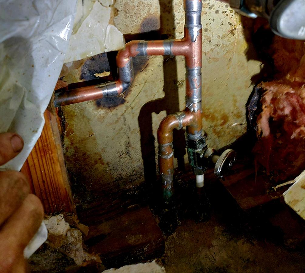 Wall Leak Repair in Port Richey, FL Thumbnail